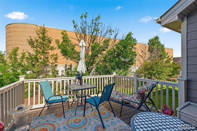 519 Triton Way Drive, Ballwin, MO 63011