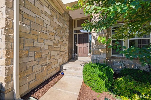 519 Triton Way Drive, Ballwin, MO 63011