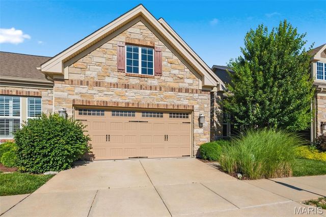 519 Triton Way Drive, Ballwin, MO 63011