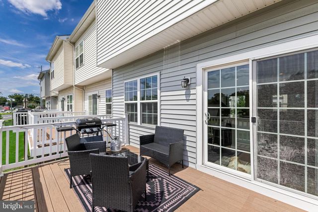40 IRON GATE RD, Sicklerville, NJ 08081