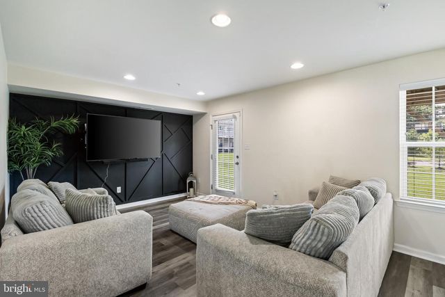 40 IRON GATE RD, Sicklerville, NJ 08081