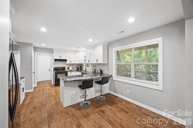 2006 Killarney Place, Charlotte, NC 28262