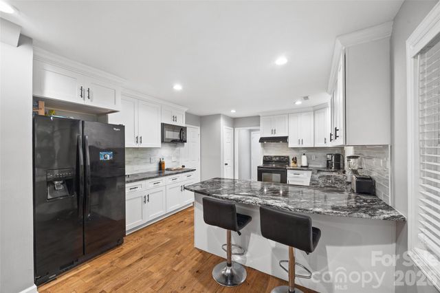 2006 Killarney Place, Charlotte, NC 28262