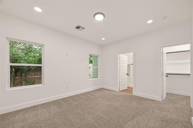 8214 Woodward Street, Houston, TX 77051