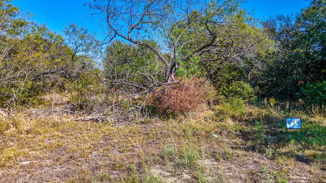 Lot 16 Bordeaux Lane, Corsicana, TX 75109