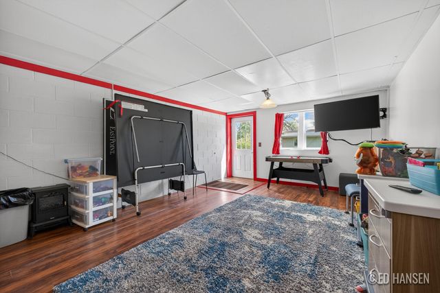 6044 Belmont Avenue NE, Belmont, MI 49306
