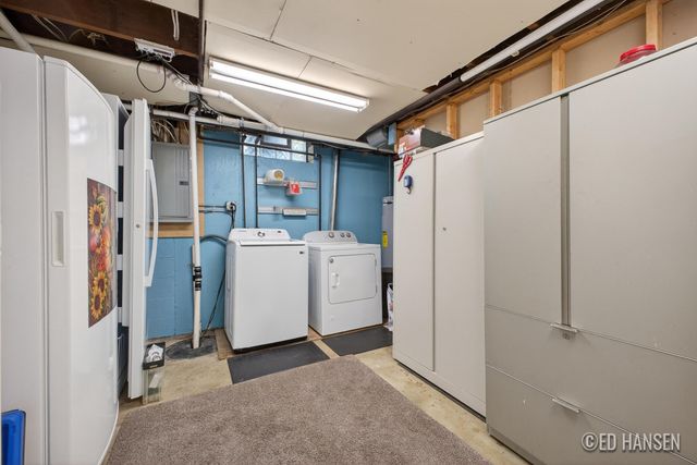 6044 Belmont Avenue NE, Belmont, MI 49306