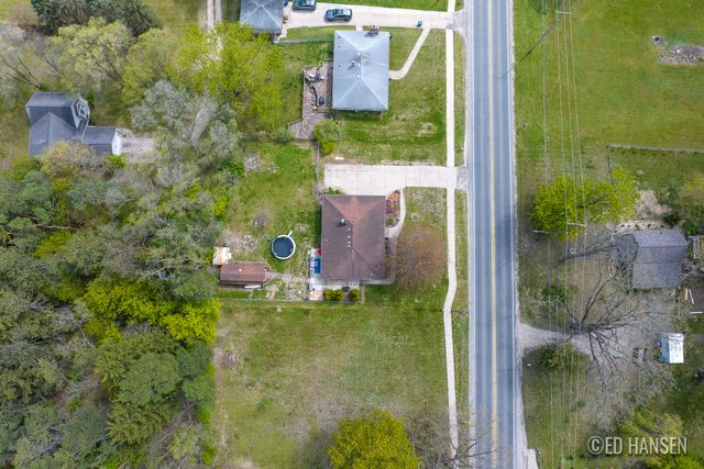 6044 Belmont Avenue NE, Belmont, MI 49306