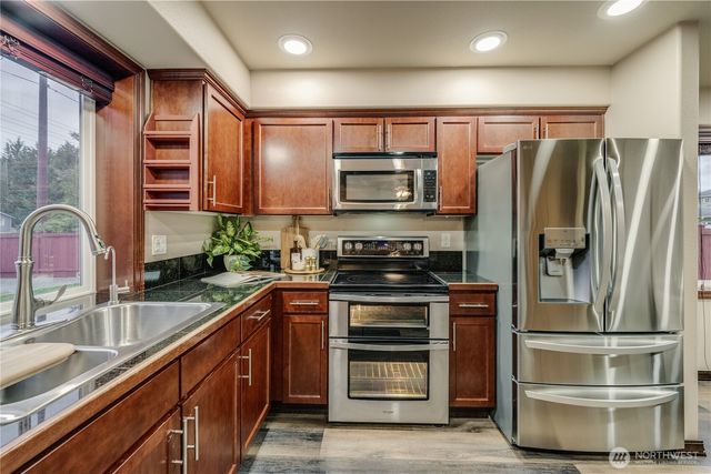 17602 79th Drive NE, Arlington, WA 98223