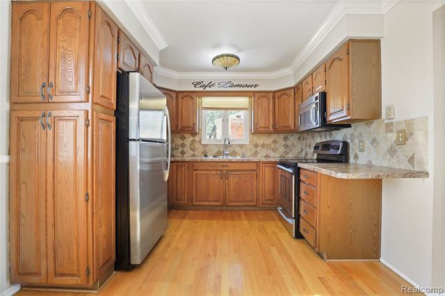 4168 Mccandlish Road, Grand Blanc, MI 48439