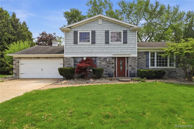 4168 Mccandlish Road, Grand Blanc, MI 48439