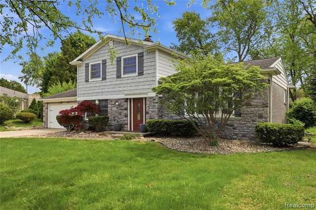 4168 Mccandlish Road, Grand Blanc, MI 48439