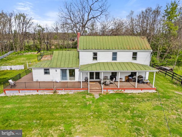 420 RUSSELL RD, Berryville, VA 22611