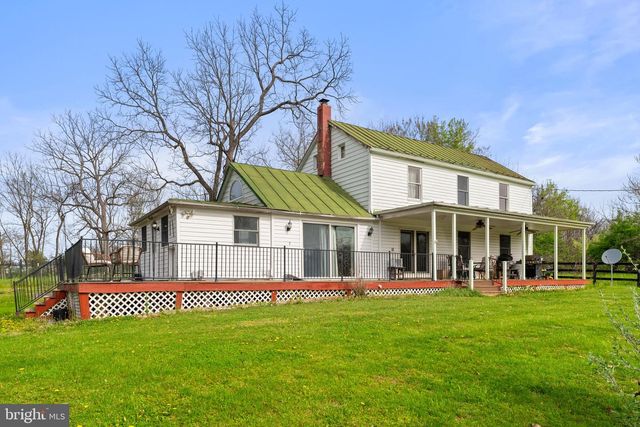420 RUSSELL RD, Berryville, VA 22611
