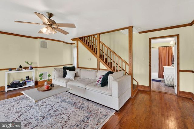420 RUSSELL RD, Berryville, VA 22611