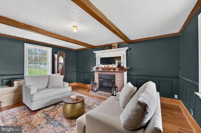 420 RUSSELL RD, Berryville, VA 22611
