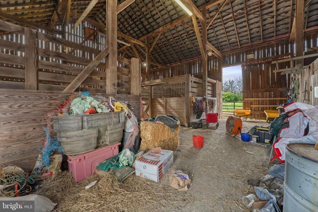 420 RUSSELL RD, Berryville, VA 22611