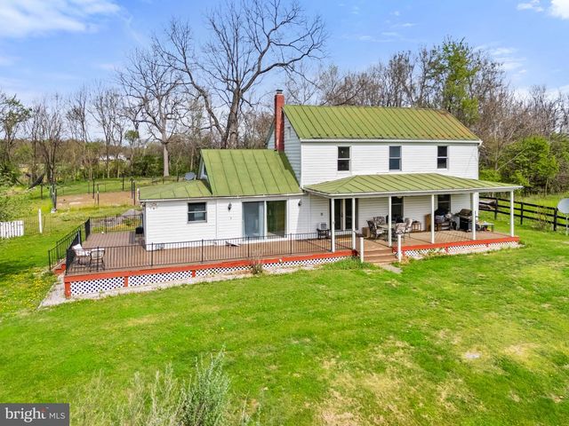 420 RUSSELL RD, Berryville, VA 22611