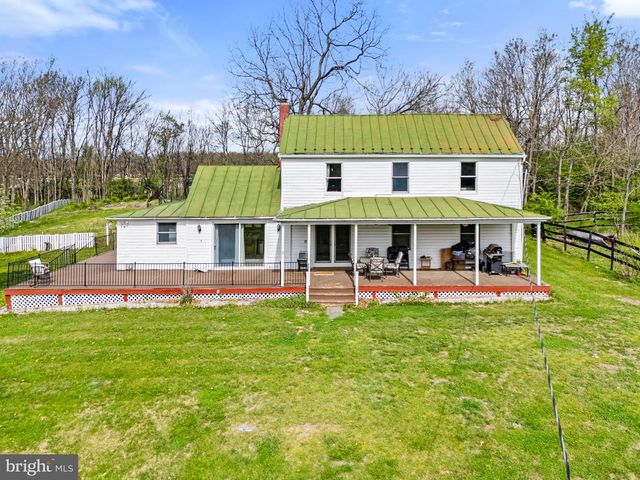 420 RUSSELL RD, Berryville, VA 22611