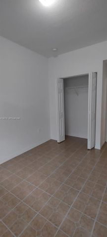 6940 NW 179th St 303-7, Hialeah, FL 33015