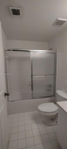 6940 NW 179th St 303-7, Hialeah, FL 33015