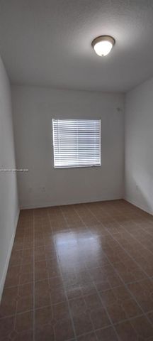 6940 NW 179th St 303-7, Hialeah, FL 33015