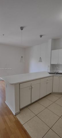 6940 NW 179th St 303-7, Hialeah, FL 33015