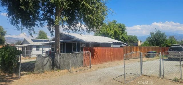 338 N Hemet, Hemet, CA 92544