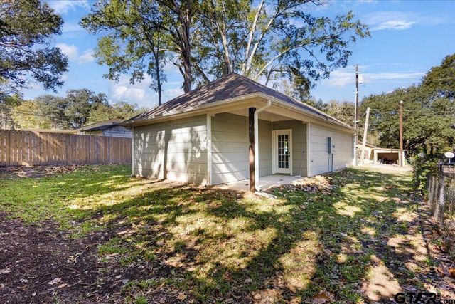 304 E Cottonwood, Overton, TX 75684