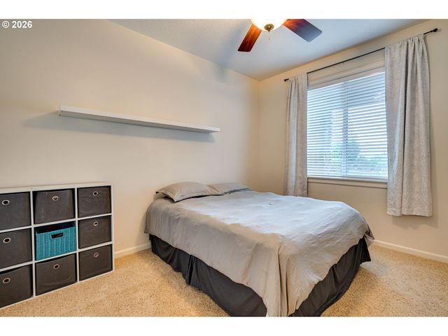 805 INSEL Rd, Woodland, WA 98674