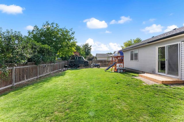 698 E Great Bear Street, Kuna, ID 83634
