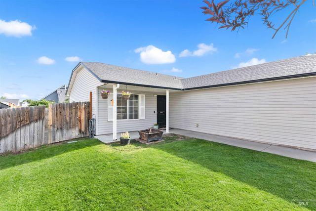 698 E Great Bear Street, Kuna, ID 83634