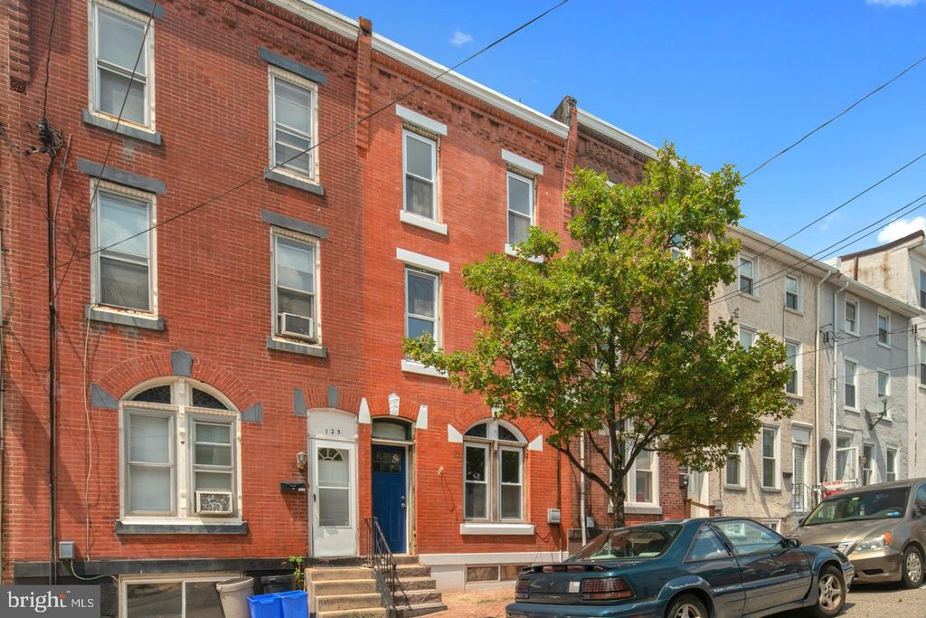 125 RIPKA ST, Philadelphia, PA 19127
