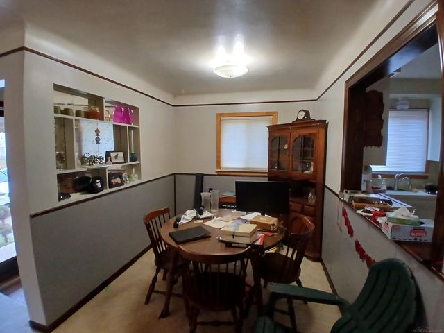 22584 Marine Avenue, Eastpointe, MI 48021