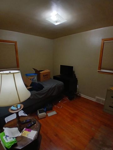 22584 Marine Avenue, Eastpointe, MI 48021