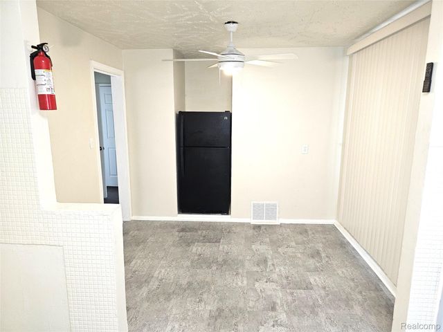 19612 Fenelon Street, Detroit, MI 48234