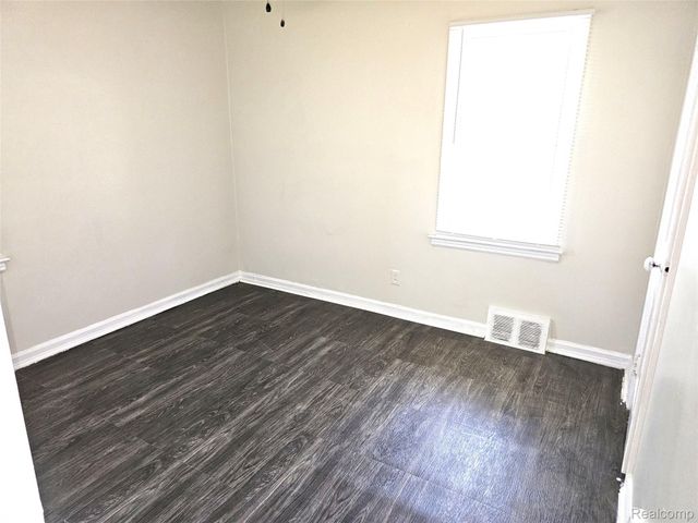 19612 Fenelon Street, Detroit, MI 48234