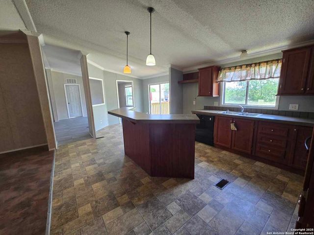 338 Rosemary, New Braunfels, TX 78130