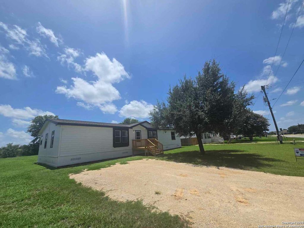 338 Rosemary, New Braunfels, TX 78130