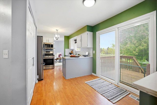 6904 102nd AVENUE, Kenosha, WI 53142