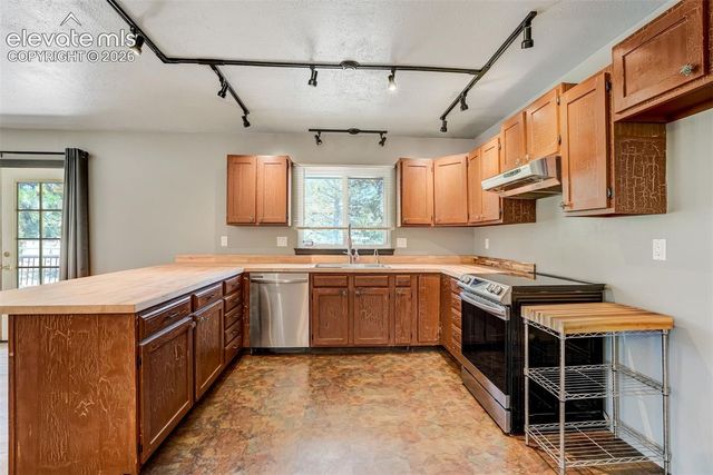 18035 Saddlewood Road, Monument, CO 81032