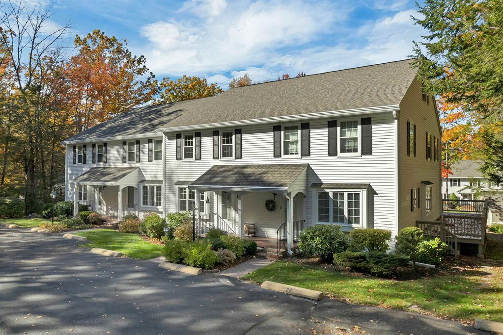 34 Harbor Way Unit 27, Wolfeboro, NH 03894