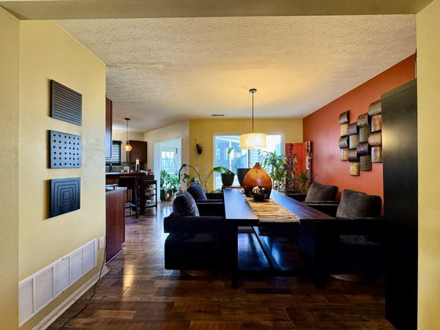 10124 Meadow Glen Drive, Independence, KY 41051