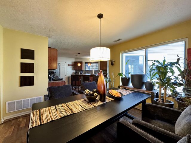 10124 Meadow Glen Drive, Independence, KY 41051