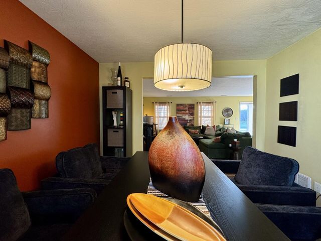 10124 Meadow Glen Drive, Independence, KY 41051