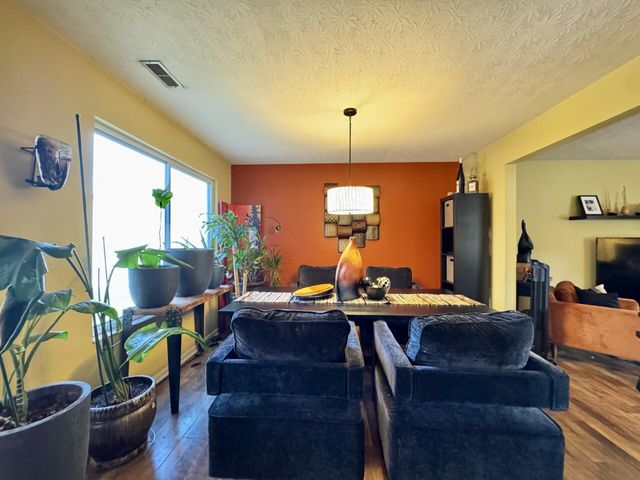 10124 Meadow Glen Drive, Independence, KY 41051