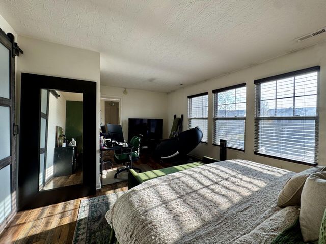 10124 Meadow Glen Drive, Independence, KY 41051