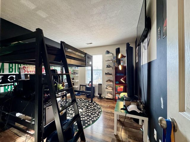 10124 Meadow Glen Drive, Independence, KY 41051