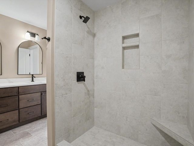 655 Maclan Court, Iowa City, IA 52246