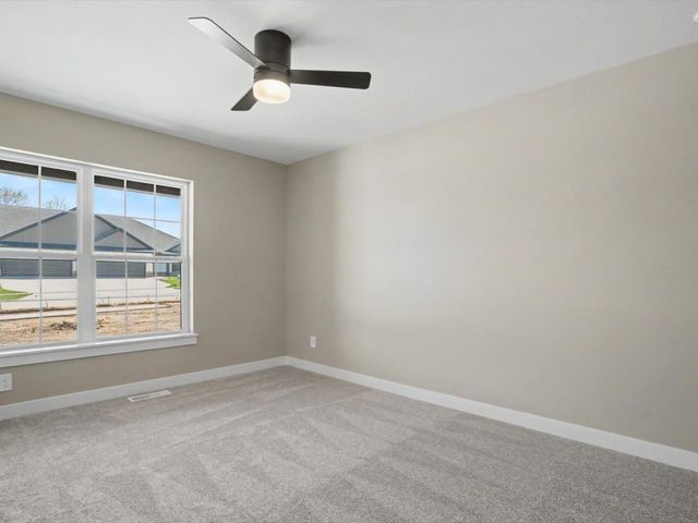 655 Maclan Court, Iowa City, IA 52246